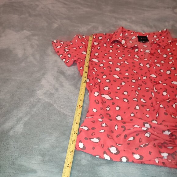 Red Brown Cheetah Print Blouse Top Shirt W5 Size M Flowy Material Elegant Comfy - Picture 6 of 6